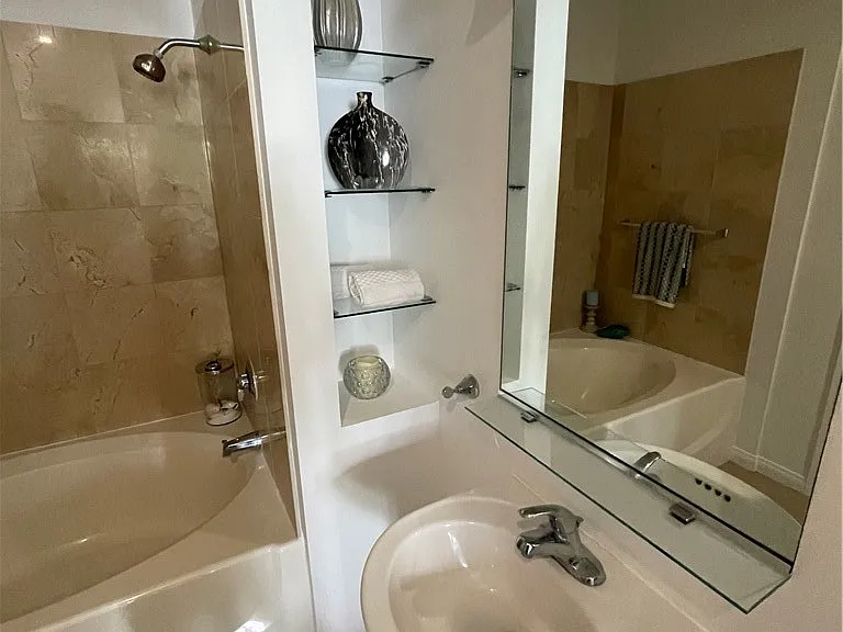 388 E Ocean Blvd #509 — Photo 10