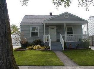 818 Maple Ave, Monroe, MI 48162