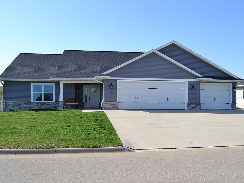 1016 Clare Ct NW, Cascade, IA 52033 Zillow