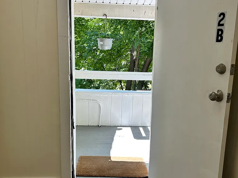 10 Devens St #2B — Photo 10