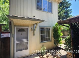 25 Tripp St, Medford, OR 97504