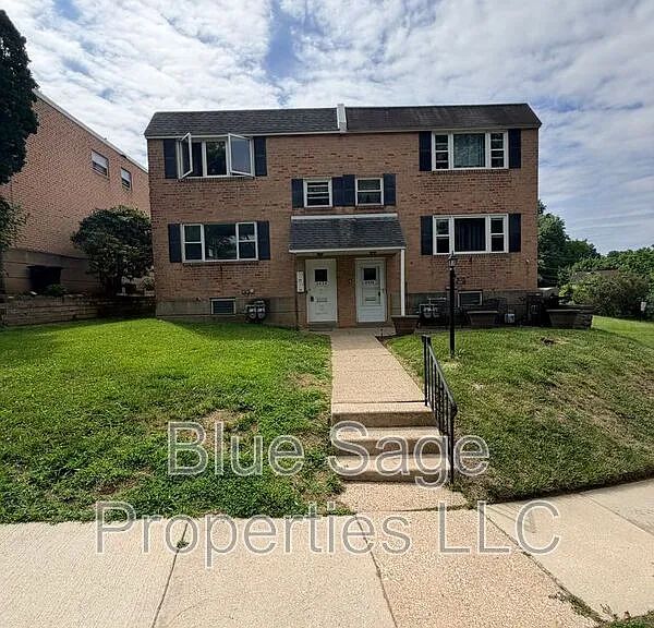 4424 Bloomfield Ave #A — Photo 1