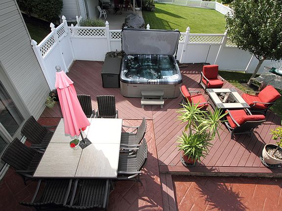 Patio with Spa