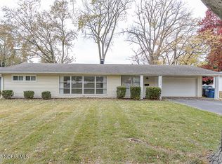 1438 Melvin Dr, Toledo, OH 43615