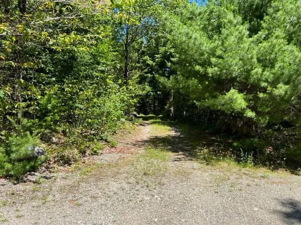 28 Cottage Lane, Orland, ME 04472