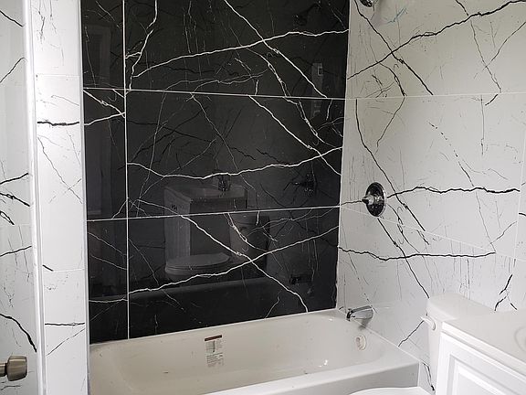 3rd image of 102 S 8th St Floor 2