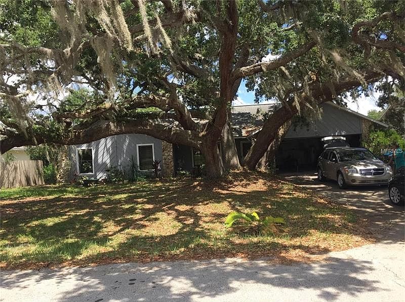 1st image of 1582 Fentress Ave