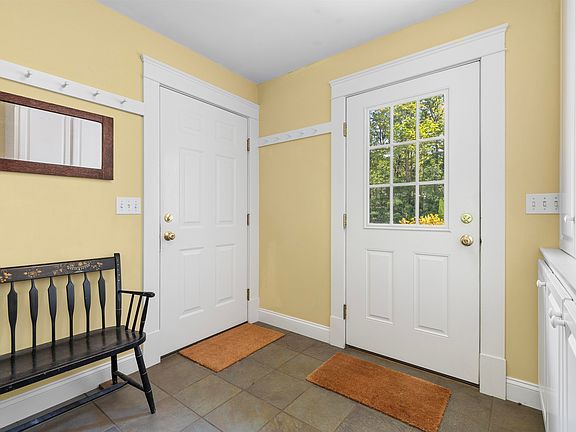 4th image of 259 Beaver Meadow Road