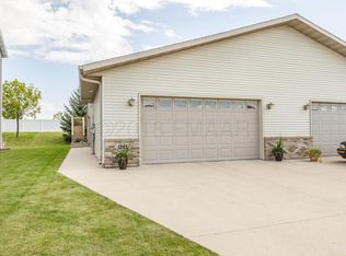1243 4th St NW, West Fargo, ND 58078