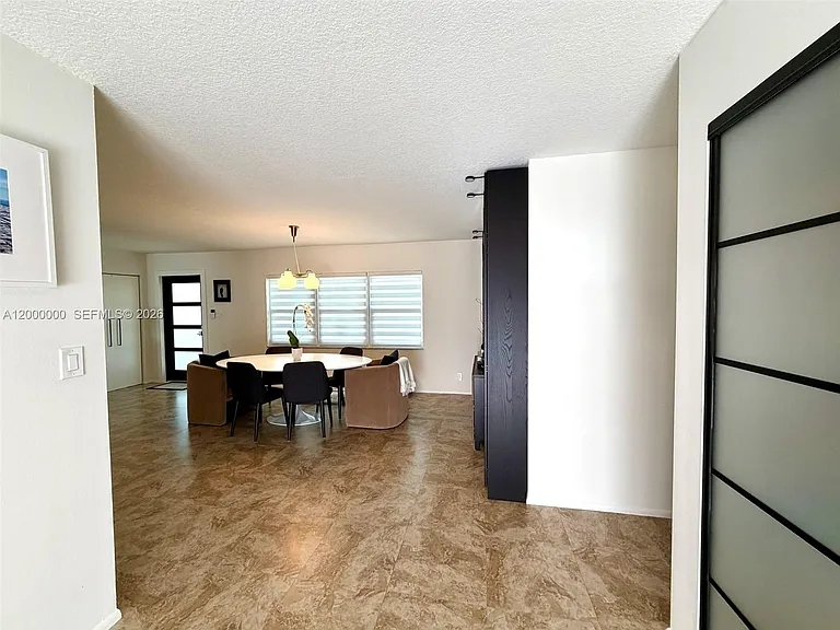 5704 SW 116th Ave — Photo 17