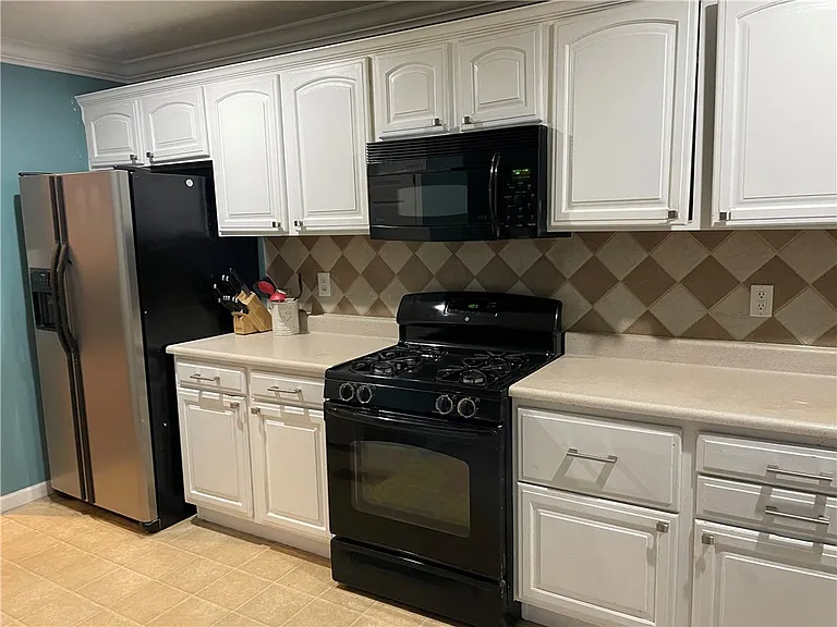 2008 Michael Dr — Photo 10