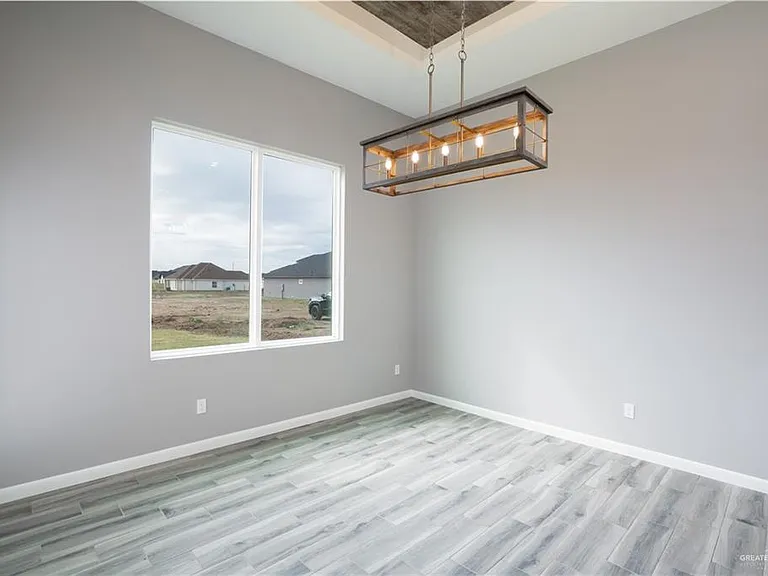 1013 Magnolia St — Photo 13
