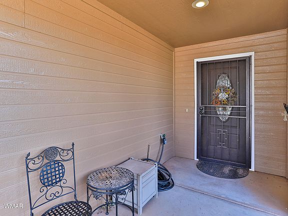 2nd image of 2044 Round House Dr