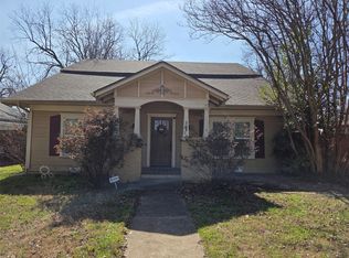 503 W 3rd St, Cleburne, TX 76033
