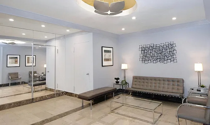 Rented by Compass | media 14