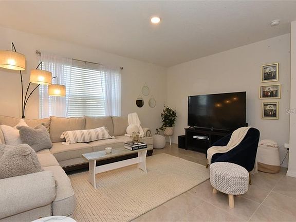 2nd image of 325 Pitch Pine Dr