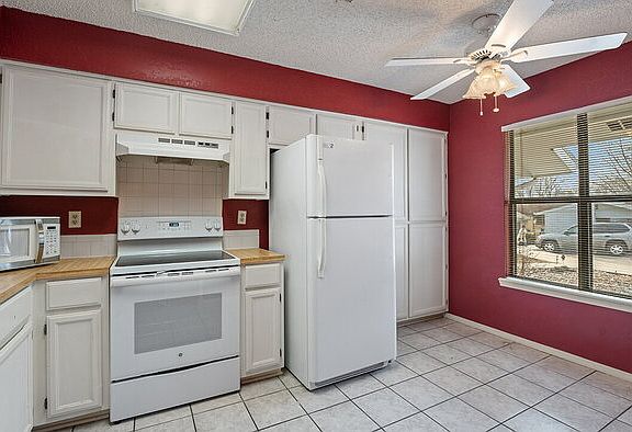 3rd image of 3 Walter Pl