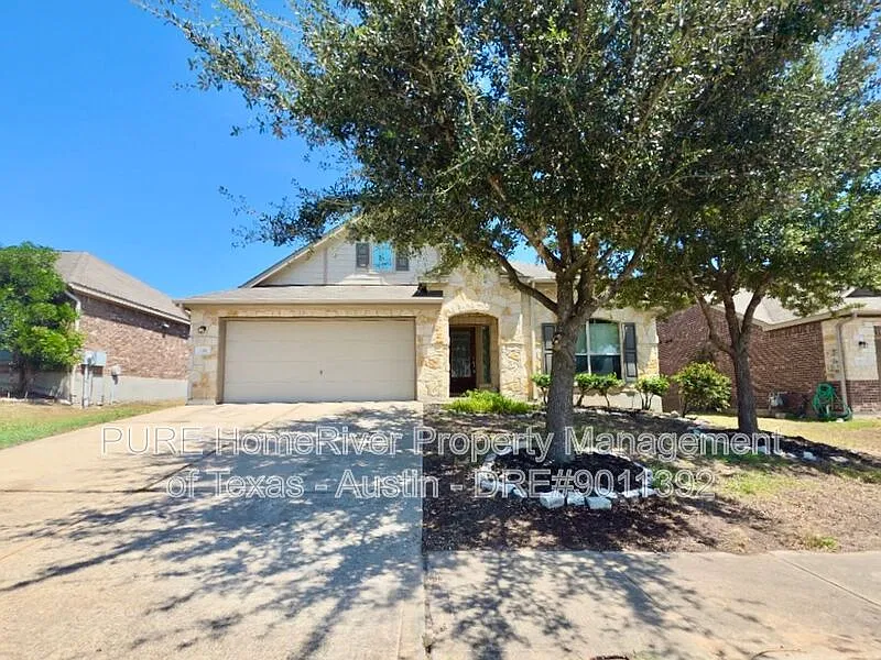 3 bed, 2.0 bath, 1746 sqft, $1,850 — Photo 2