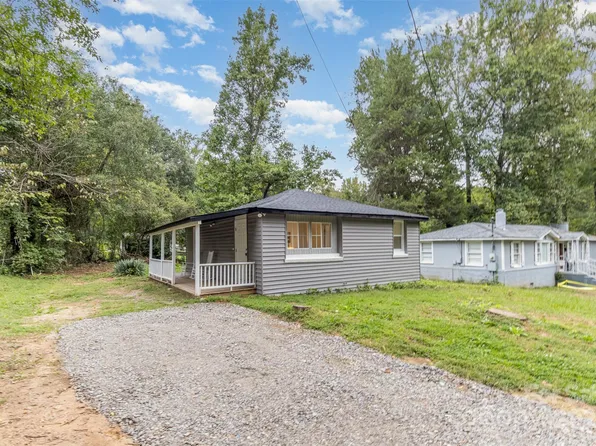 5825 Greene St, Charlotte, NC 28269