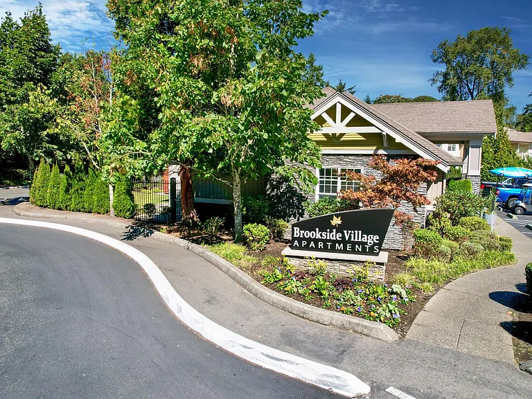Brookside Village — Photo 15