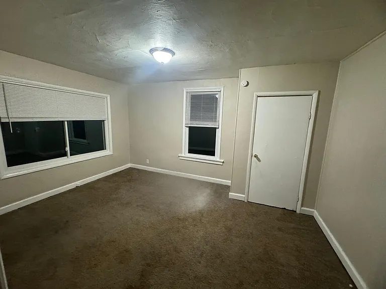 776 Clanora Dr — Photo 9