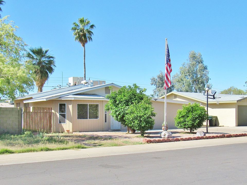 1st image of 2409 W Lupine Ave