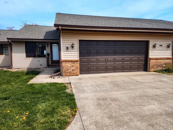 2002 Eagle Ridge Ct APT B, Urbana, IL 61802