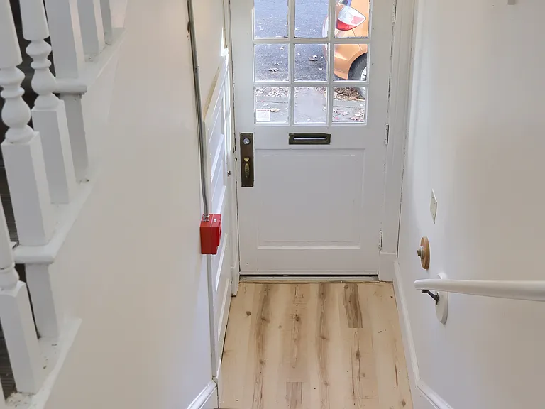 534 W James St #1 — Photo 16
