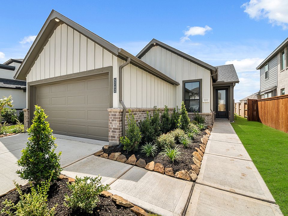 1st image of 5202 Murillo Dr