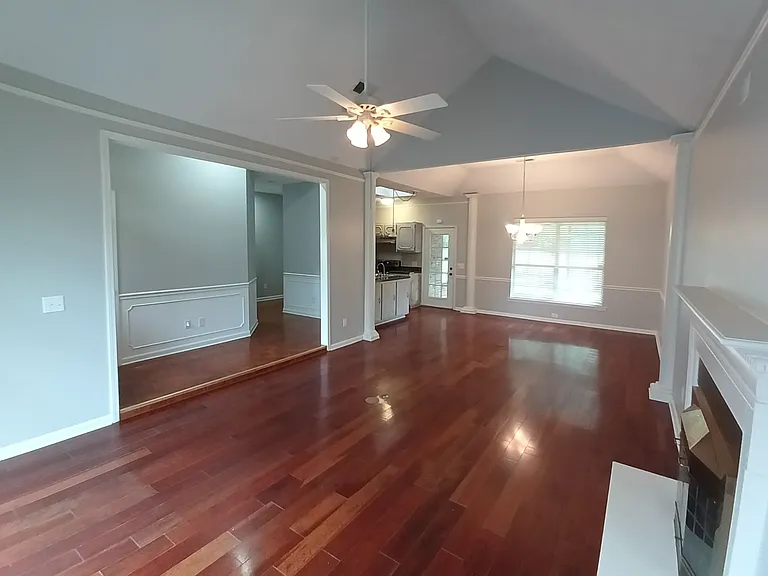 12 Bailey Ln — Photo 3