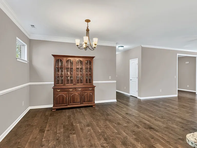 1054 Paddock Park Cir — Photo 7