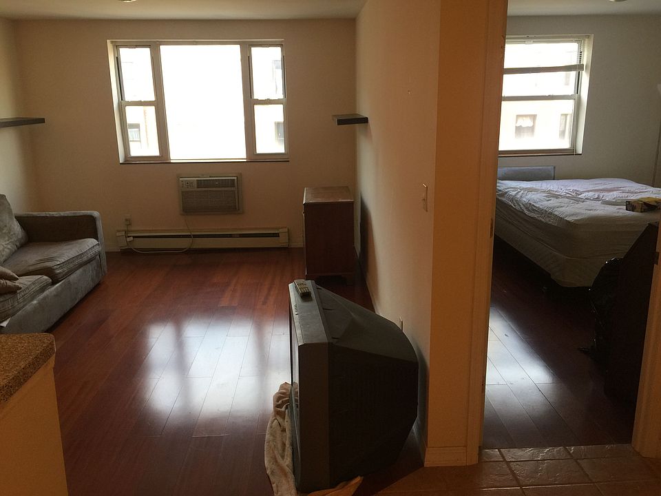 1st image of 3037 30th St #3A