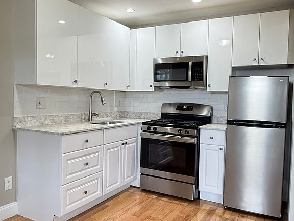5th image of 67 Shawmut St APT 3