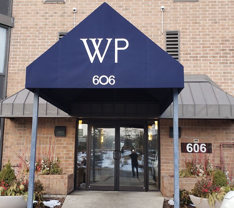 1st image of 606 E Woodland Park Ave APT 209