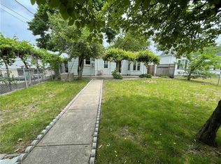 370 Pleasant St, Pawtucket, RI 02860