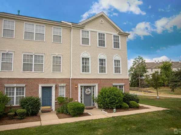 1 Kosmoski Ter, Parlin, NJ 08859