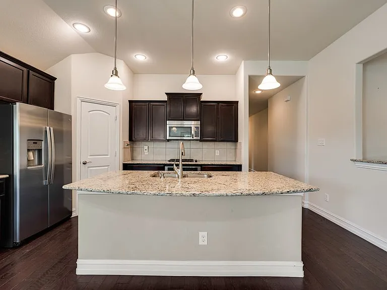 2668 Yacht Club Dr — Photo 8