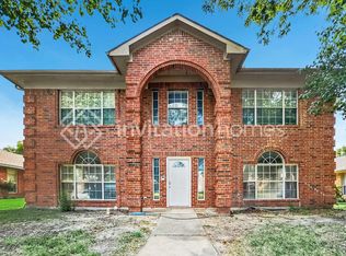 2110 Loretta Ln, Rowlett, TX 75088