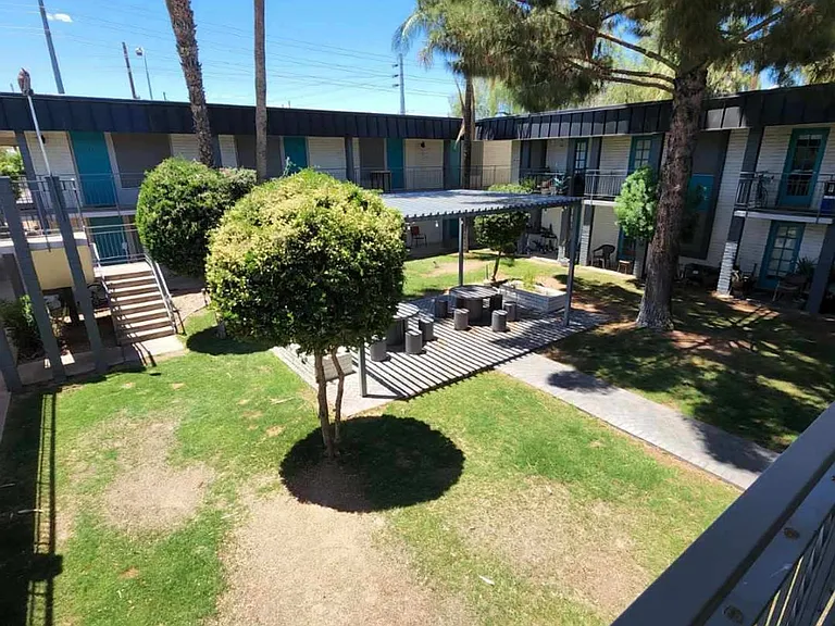 Scottsdale 5th Ave. Apartments — Photo 102