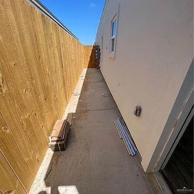 1417 Hibiscus Ave #1 — Photo 12