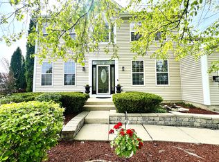 416 Ptarmigan Pl, Lindenhurst, IL 60046