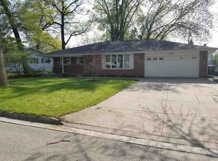 1432 Springdale Ln, Green Bay, WI 54304