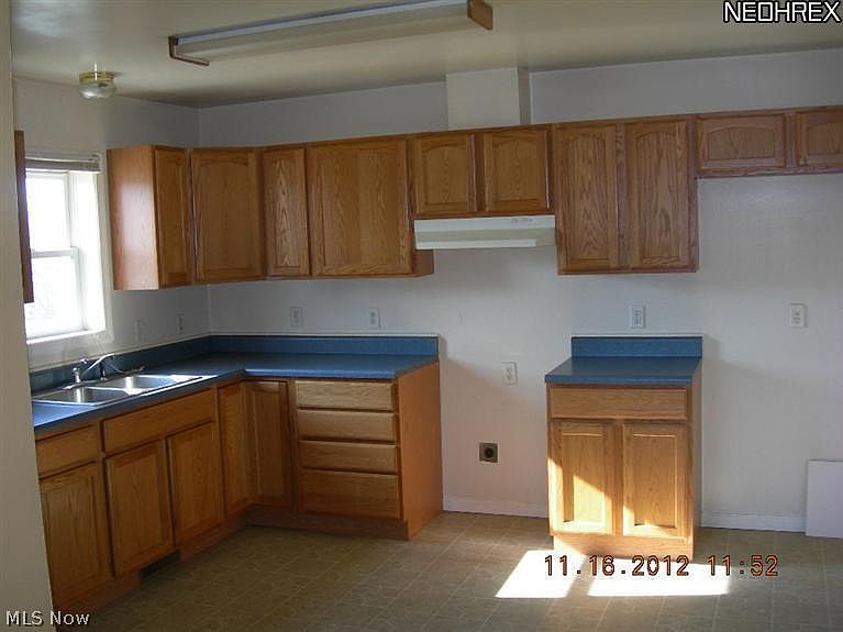 2nd image of 215-221 Basin St NW