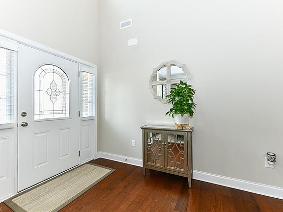 3rd image of 3675 Vestavia Dr