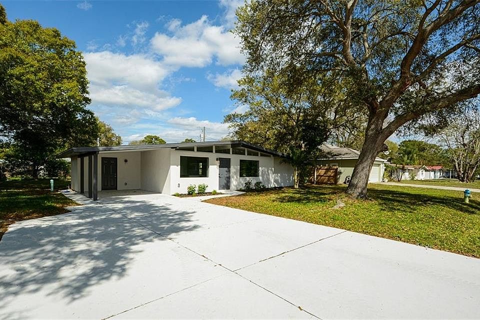 1st image of 3873 Prado Dr