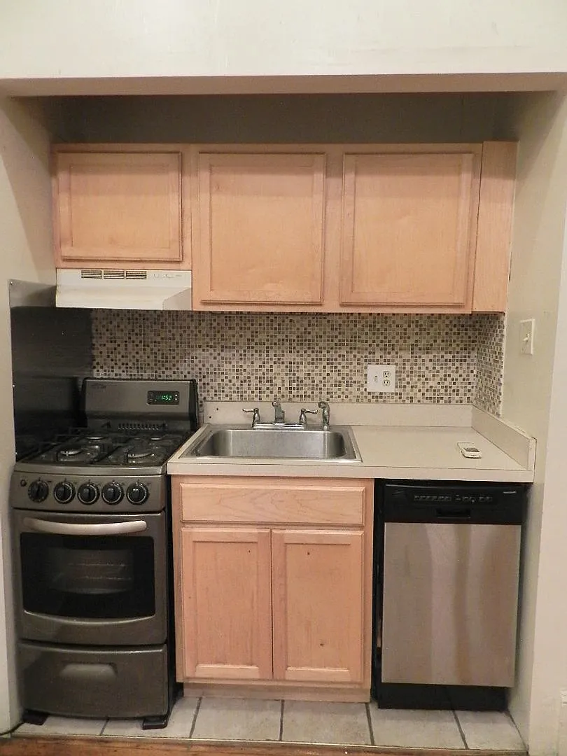Beautiful, Lofted Studio w/ Centra Air & More! — Photo 1