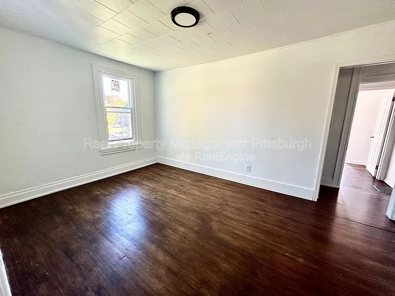 1379 Paulson Ave — Photo 20