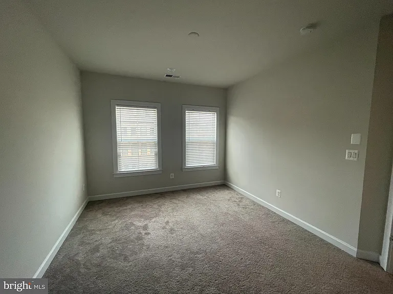22256 Cornerstone Crossing Ter — Photo 18