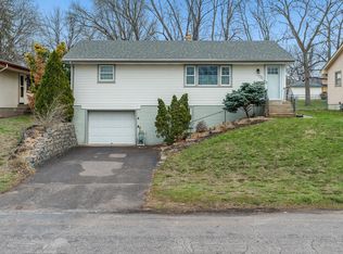 1480 Clarence St, Saint Paul, MN 55106