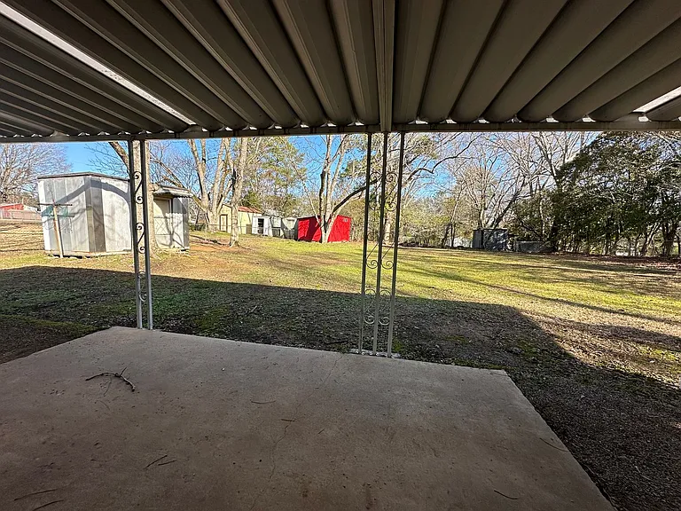 1405 Circle Dr — Photo 21